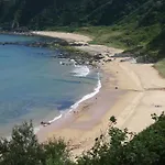 펜션 Eagles Nest Oceanview Hideaway Drumaville