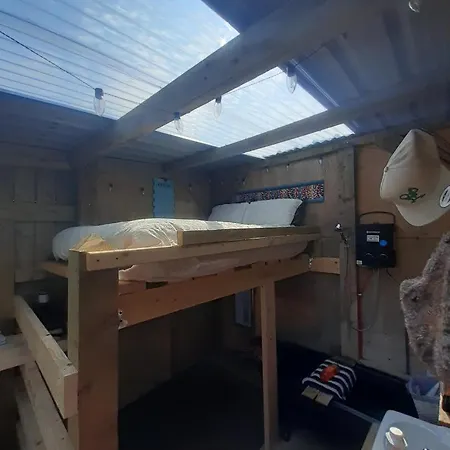 Eagles Nest Oceanview Hideaway *